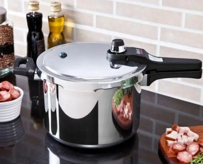 Panela de Pressão Nigro Eterna em Alumínio Polido – 6 L