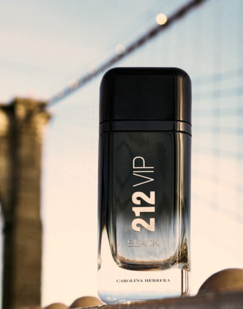 212 Vip Black Carolina Herrera – Perfume Masculino Eau de Parfum – 100Ml