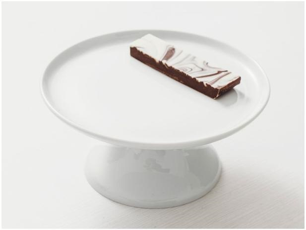 Prato para Bolo de Porcelana Schmidt Redonda – 20cm