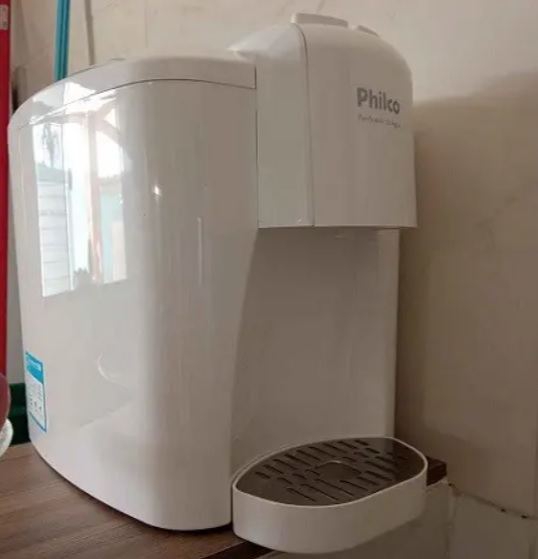 Purificador de Água Philco Refrigerado Eletrônico – Branco PBE04BF Água Gelada e Natural