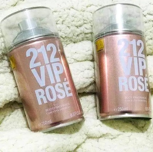 212 Vip Rosé Carolina Herrera – Body Spray