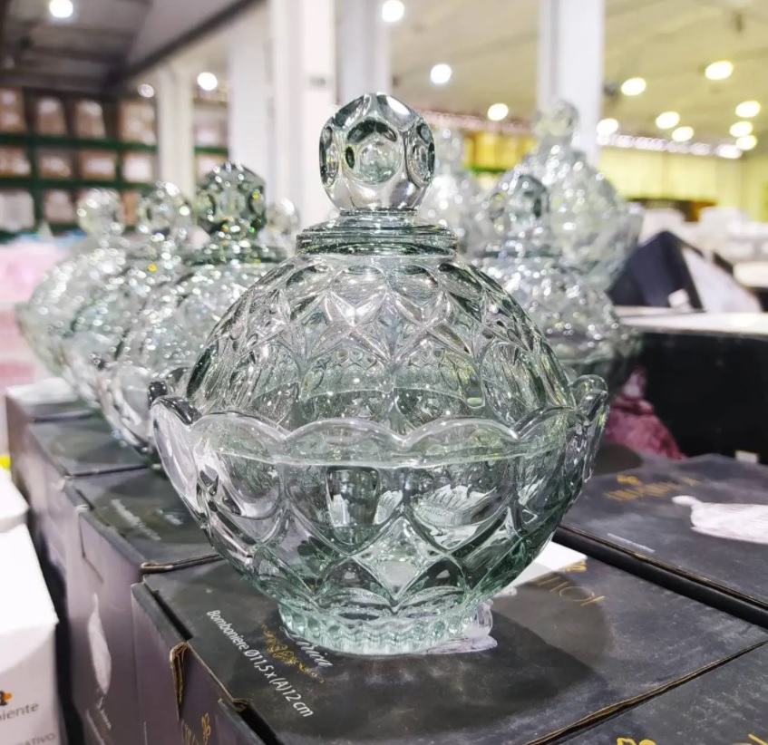 Bomboniere de Cristal com Tampa – Wolff Angel
