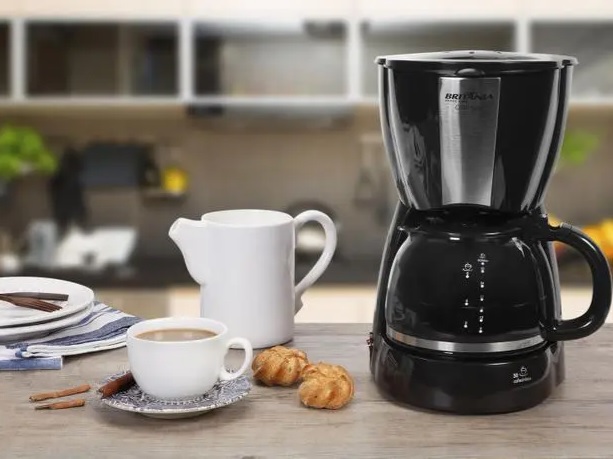 Cafeteira Elétrica Britânia CP30 Preta – 30 Xícaras