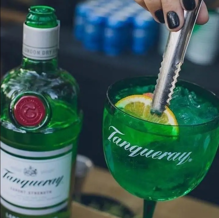 Gin Tanqueray London Dry Clássico e Seco 750ml