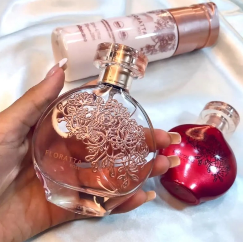 Kit Presente Floratta: Rose Desodorante Colônia 75ml + Loção Hidratante 200ml + Red Desodorante Colônia 30ml
