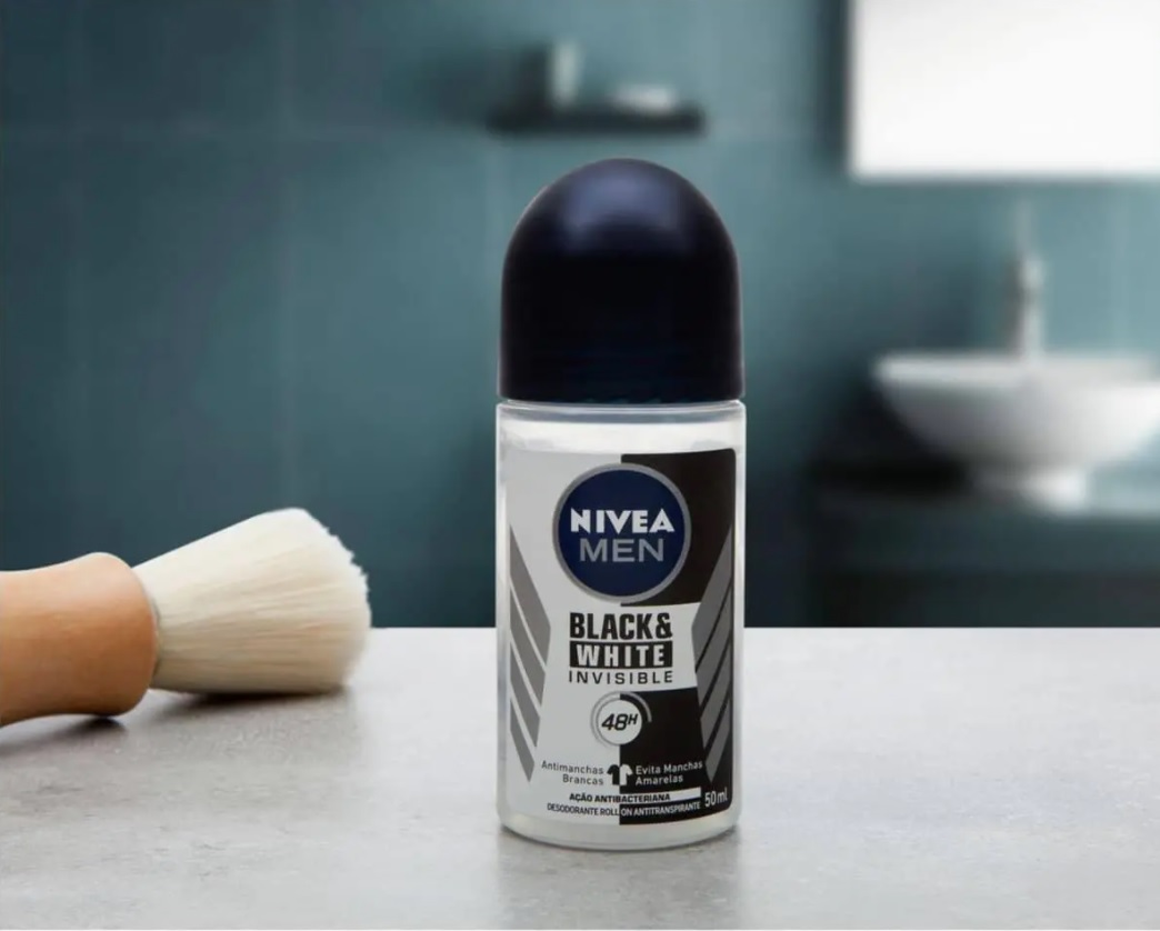 Desodorante Nivea Roll-On Invisible Black&White Men 50ml, Nivea