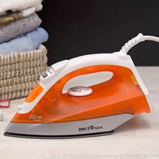 Ferro de Passar a Vapor e a Seco Britânia FB178 – Branco e Laranja