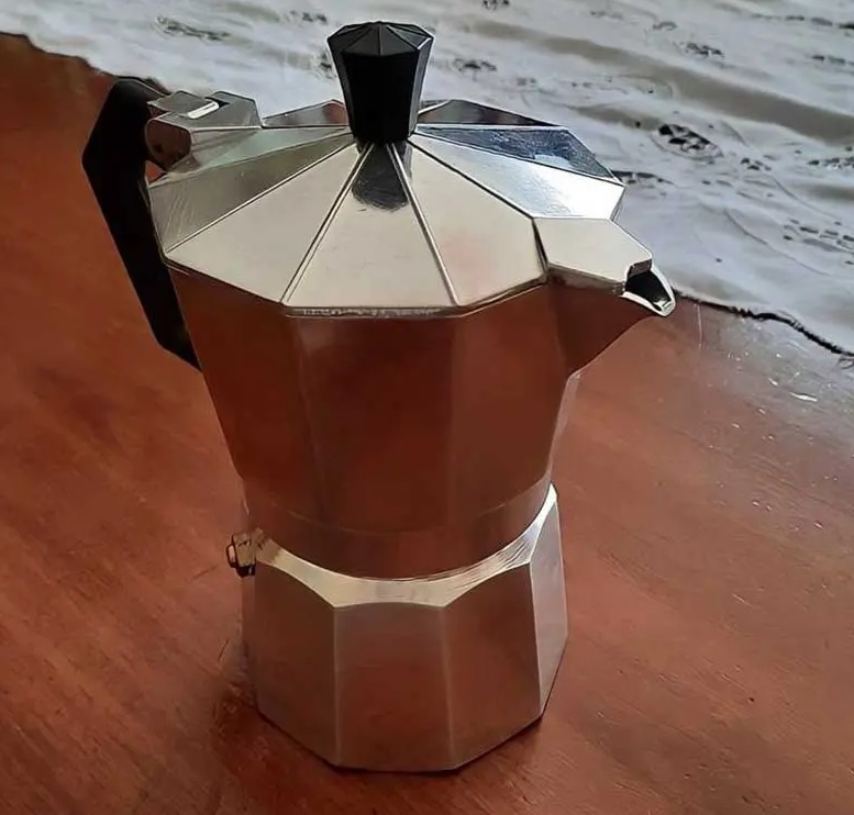 Mimo Style Cafeteira Italiana Moka de Aluminio Com Alça Café Expresso Para 3 Cafézinhos, Capacidade 150 ml