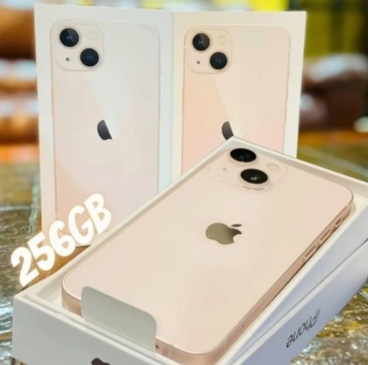 Apple iPhone 13 256GB Tela 6,1” – 12MP iOS