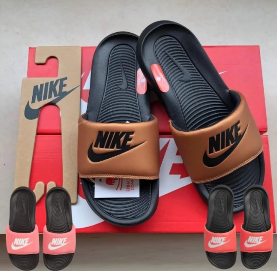 Chinelo Slide Nike Victory Feminino