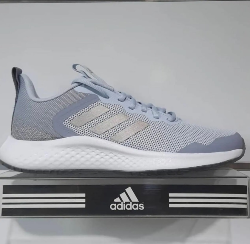 Tênis adidas Fluidstreet – Feminino