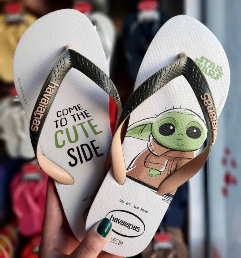 Seleção de Havaianas Personagens Infantis