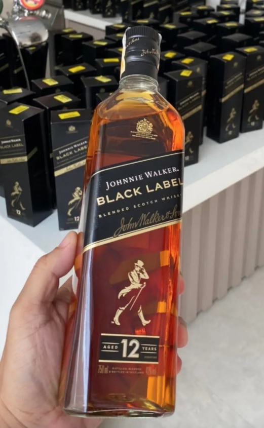 Whisky Johnnie Walker Black Label 12 anos, 750ml