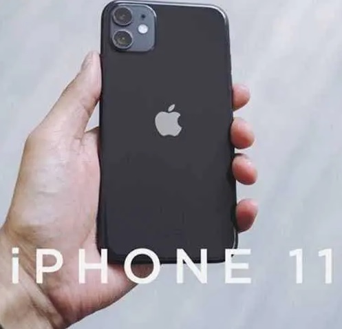 iPhone 11 Apple 64GB Preto 6,1” 12MP iOS