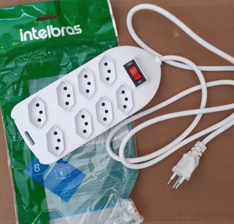 Protetor Eletrônico com 8 Tomadas EPE 1008+ Branco Intelbras