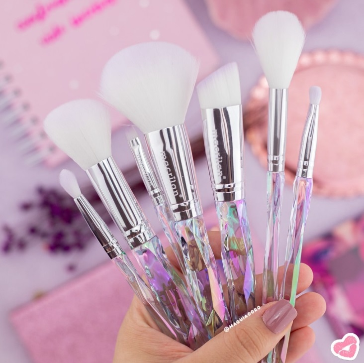 Kit Diamond com 7 pincéis profissionais para maquiagem – ED003, Macrilan