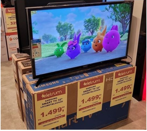 Smart Smart TV LED 32” HD Samsung LH32BETBLGGXZD