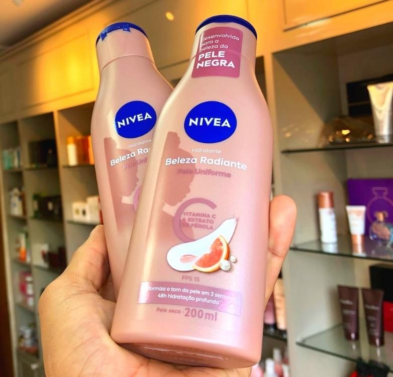 NIVEA Hidratante Corporal Beleza Radiante Pele Uniforme 200ml