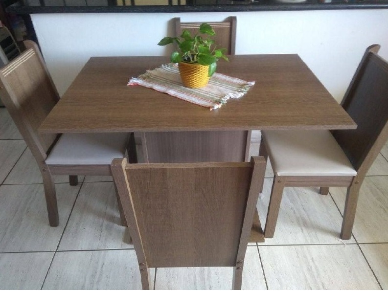Conjunto Sala de Jantar Lexy Madesa Mesa Tampo de Madeira com 4 Cadeiras Marrom
