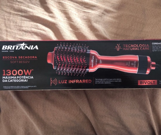 Escova Secadora Britânia Soft BES12 Luz Infrared com Cabo Giratório 1300W Vermelha/Preta – Bivolt