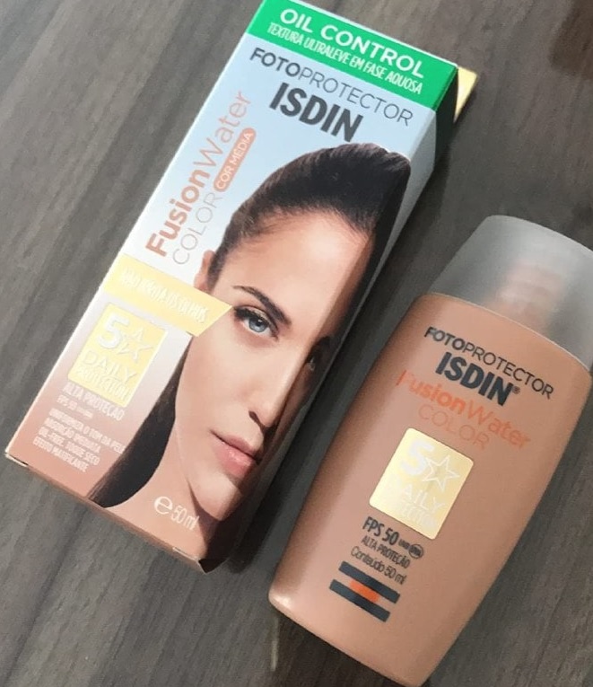 Protetor Solar Facial ISDIN Fusion Water 5 Stars c/ Cor FPS 50 – 50ml, ISDIN