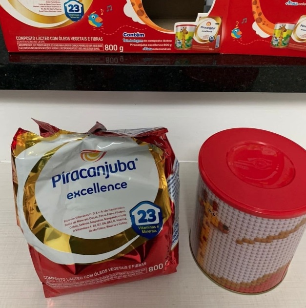 Piracanjuba Composto Lacteo Excellence 800G + Lata Colecionável Sortida