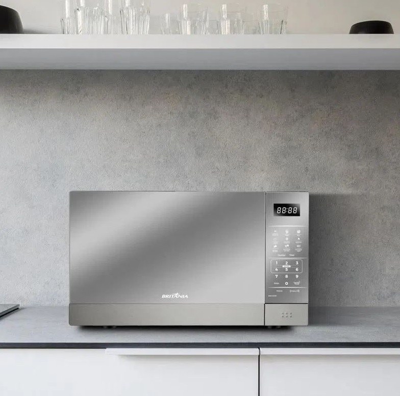 Micro-ondas Britânia 28 litros Inox Espelhado Branco BMO28IEB – 220 Volts
