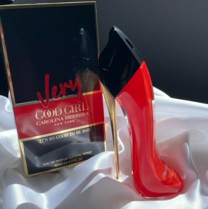 Very Good Girl Carolina Herrera Eau de Parfum – Perfume Feminino 50ml