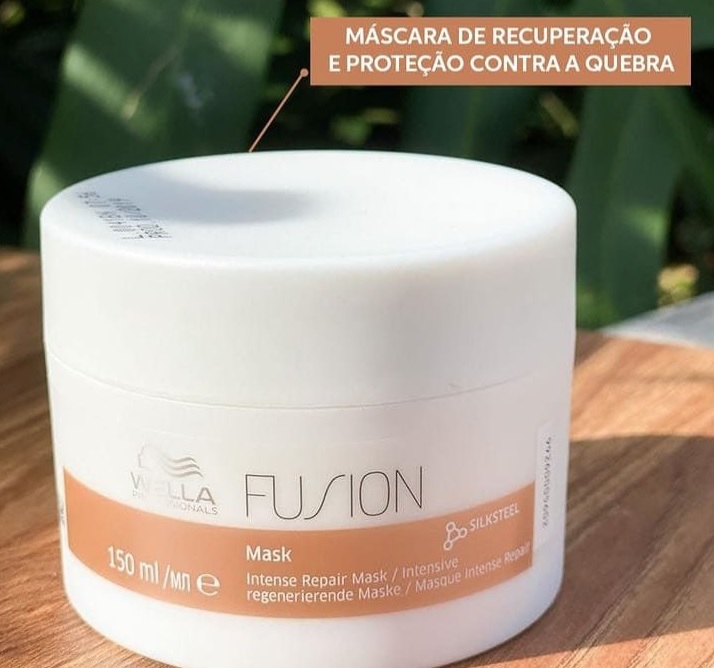 Wella Professionals Fusion – Máscara Reconstrutora 150ml