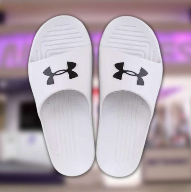 Chinelo Under Armour Core