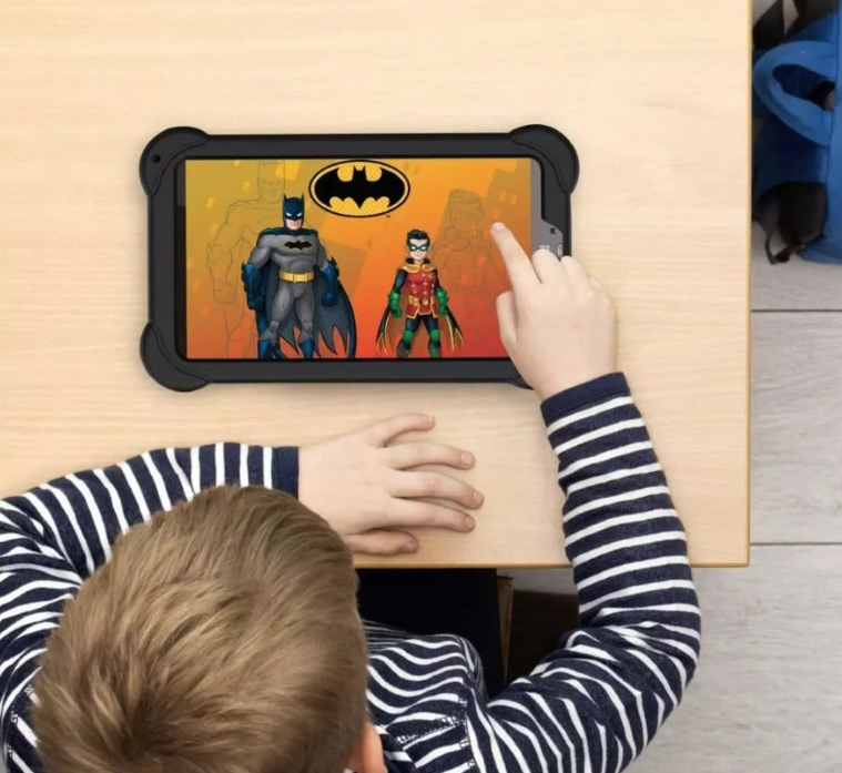 Tablet Philco Batman com Tela 7″, 16GB, Wi-fi e 3G, Câmera 2MP, Android 9 GO e Processador Quad Core – Cinza/Preto