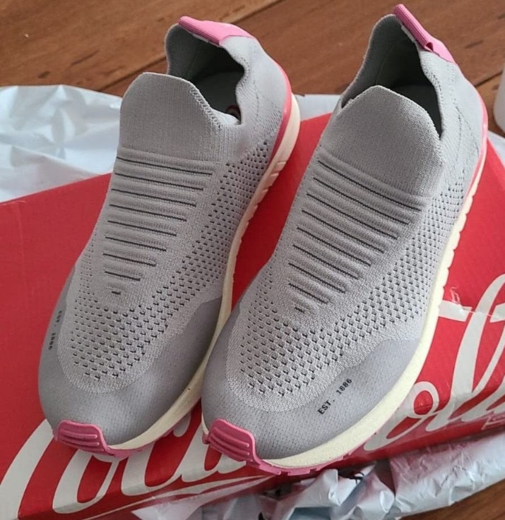 Tênis Coca-Cola Shoes Cloud Knit feminino