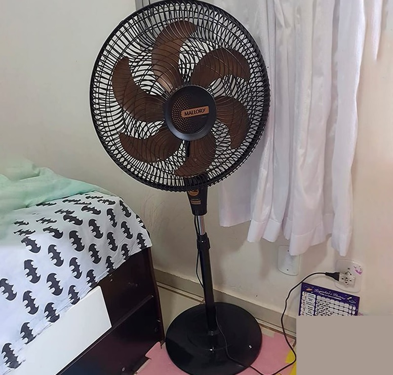 Ventilador de Coluna, Delfos TS+, Preto/Dourado, 127V, Mallory