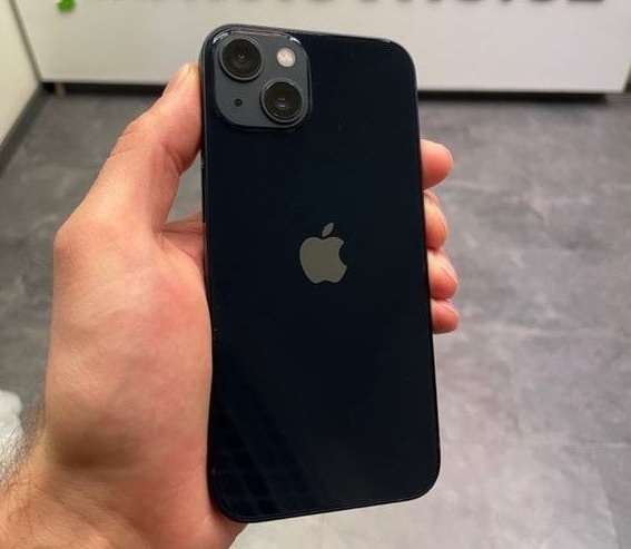 iPhone 13 Apple (128GB) Meia-noite, Tela de 6,1″, 5G e Câmera Dupla de 12 MP