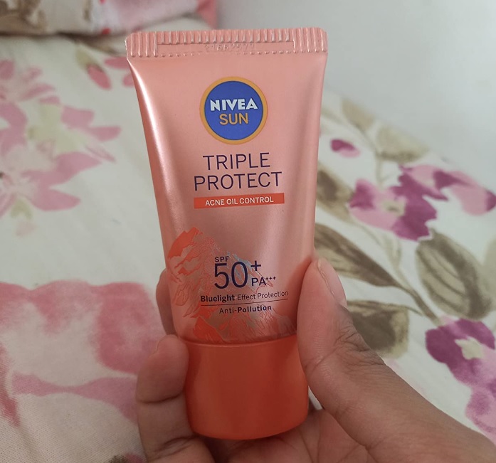 NIVEA SUN Protetor Solar Facial Tripla Proteção Loção Antiacne FPS 50 40ml