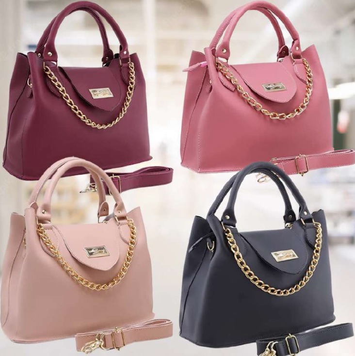 Bolsa Feminina Com Alça de Mão e Ombro Reajustável e Com Bolso Externo + Detalhe em Corrente