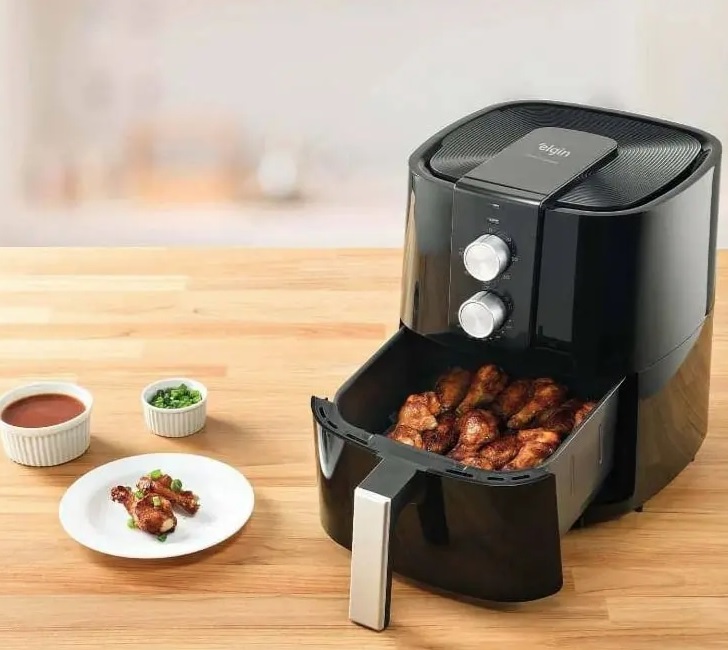 Fritadeira Elétrica Airfryer 5,5 Litros 220V Cuisine Fry Gourmet Preta Elgin com cesta removível