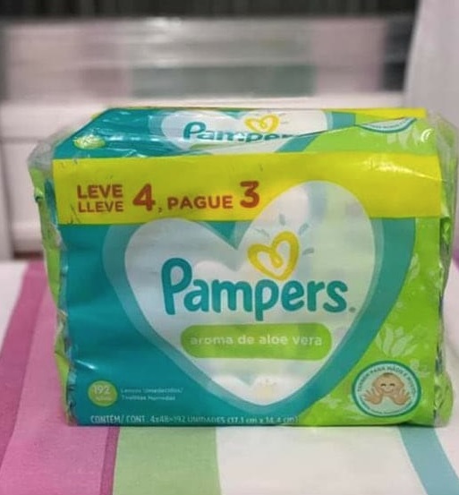Lenços Umedecidos Pampers Aroma de Aloe Vera 192 Unidades