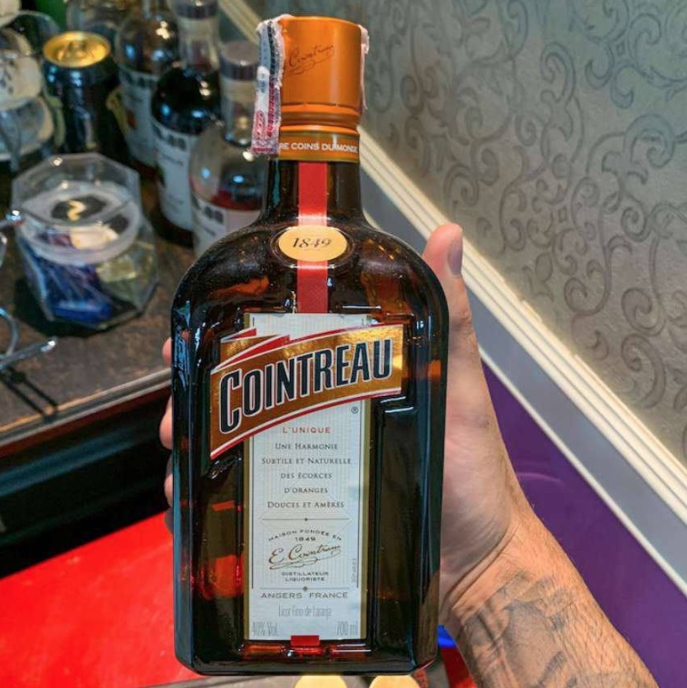 Licor Cointreau Cointreau Sabor Licor fino de Laranja 700 ml