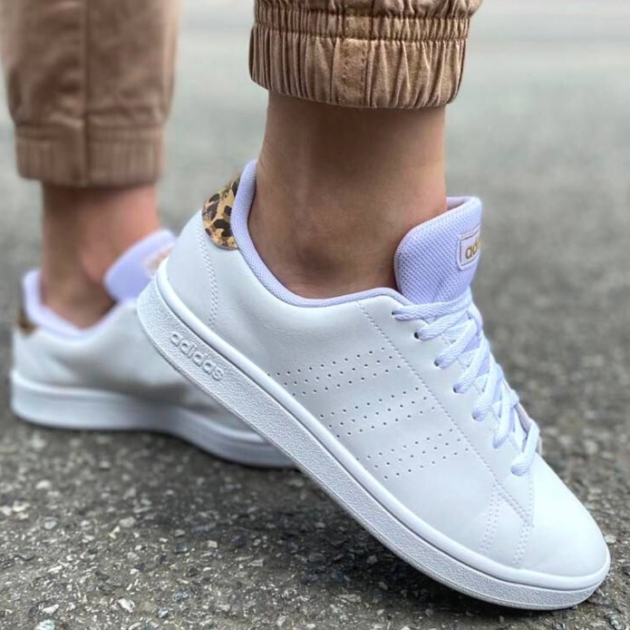 Tênis Adidas Advantage Base Feminino