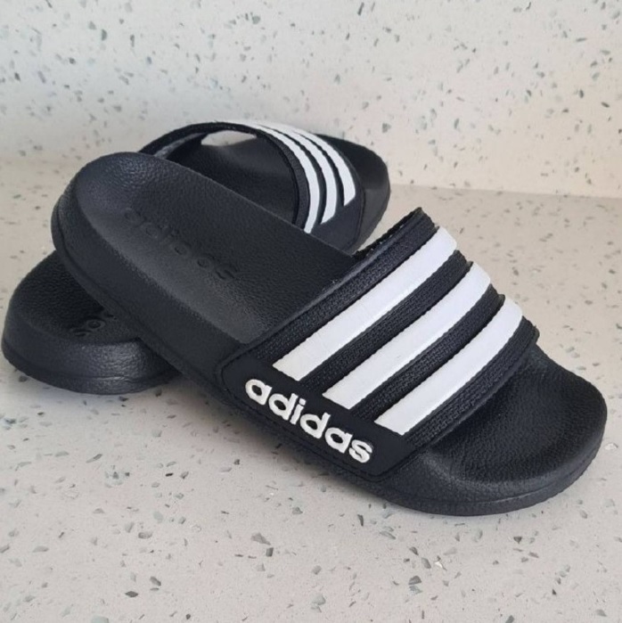 Chinelo Adilette Shower – Adidas