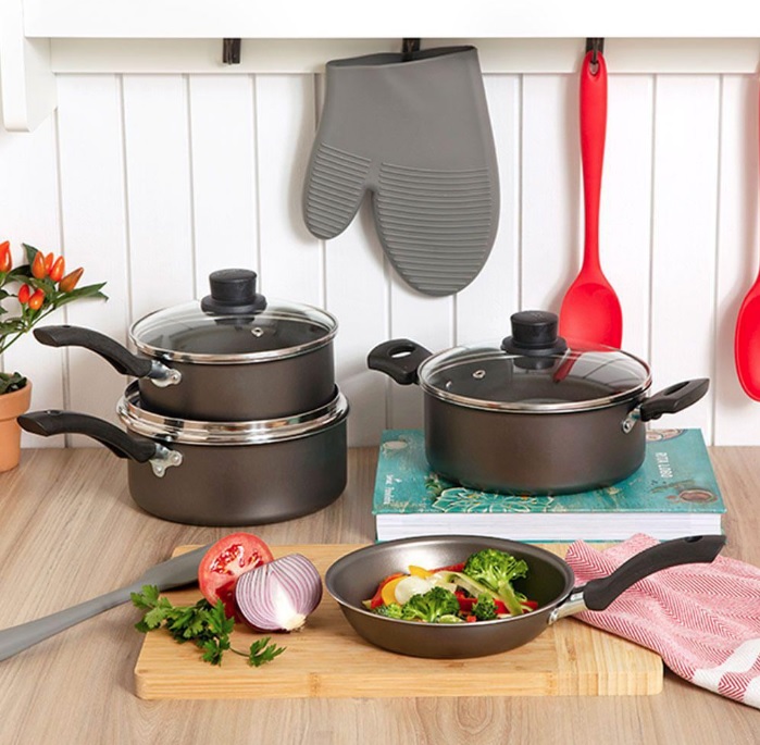 Conjunto de Panelas 4 Peças Antiaderente com Tampa de Vidro Copacabana Eirilar Grafite