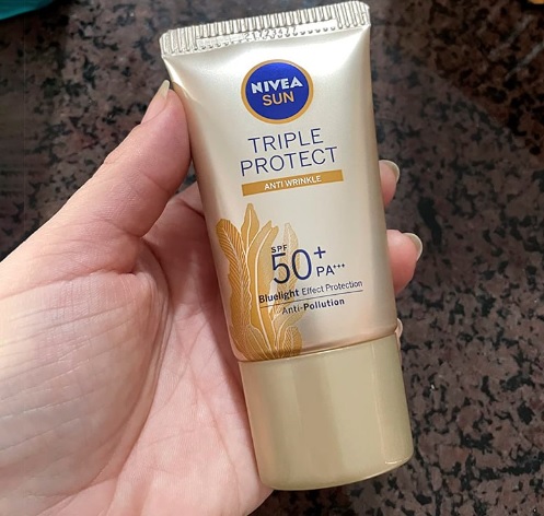 NIVEA SUN Protetor Solar Facial Tripla Proteção Loção Antissinais FPS 50 40ml