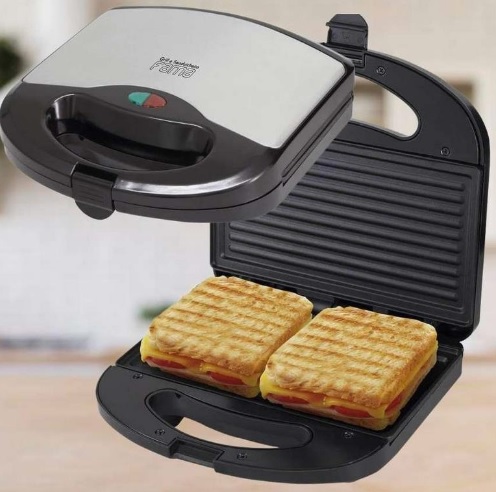 Sanduicheira e Grill Fama 700W FGR01PI