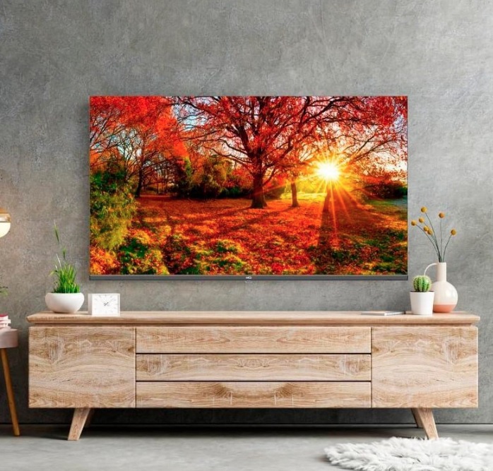 Smart TV 65″ HQ 4K com Conversor Digital externo 3 HDMI 2 USB WI-FI Design Slim e tela Frameless