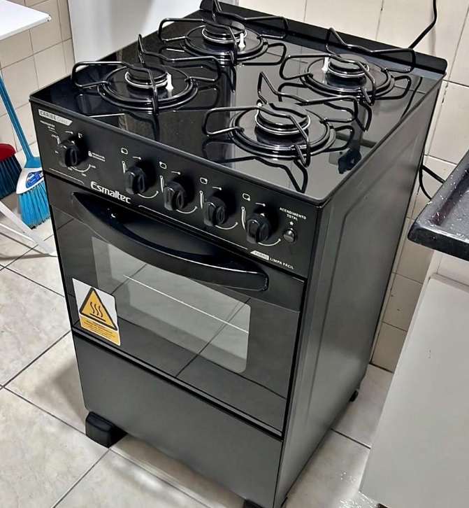 Fogão 4 Bocas Mesa de Vidro Esmaltec Preto – Acendimento Automático Caribe Glass