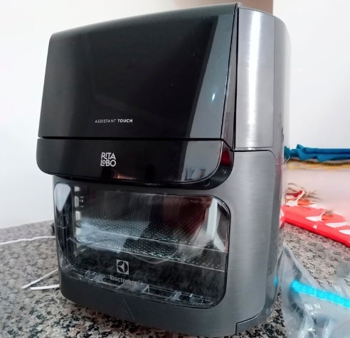 Fritadeira Elétrica sem oleo Forno Oven Airfryer 12L digital Electrolux