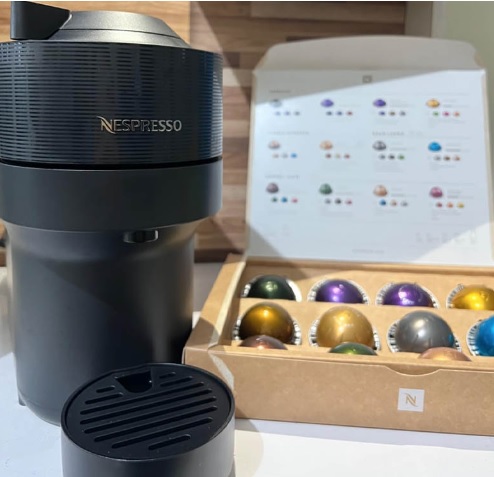 Nespresso Vertuo Pop Preta 220V, Cafeteira