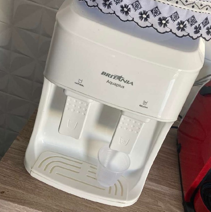Bebedouro Britânia BBE13B Aquaplus Biv Capacidade 10L e 20L