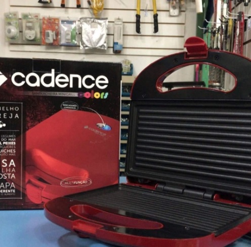 Sanduicheira Minigrill Cadence Colors Vermelha